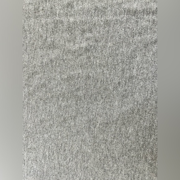 Women’s Short Sleeved Graphic Tee in Charcoal Grey Sz XL - Picture 3 of 4